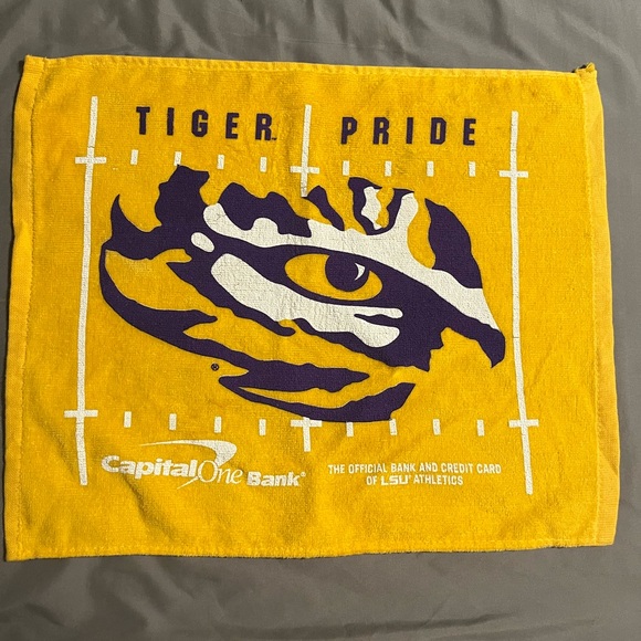 LSU Tigers 🐯 Football Hand Towels - pair - Picture 4 of 4
